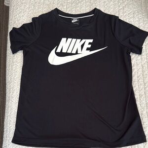 Nike Women's Black T-Shirt